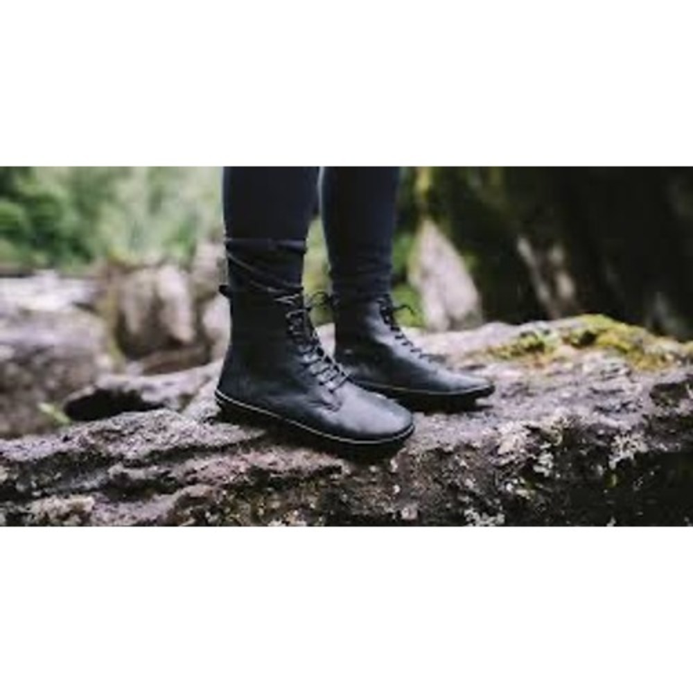 Vivobarefoot Gobi Hi barefoot lace up boots black leather women's size 38 7.5